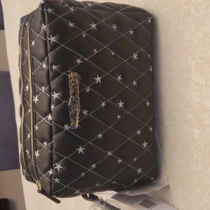 BETSEY JOHNSON WEEKENDER